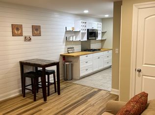 (Undisclosed Address), Miller Place, NY 11764