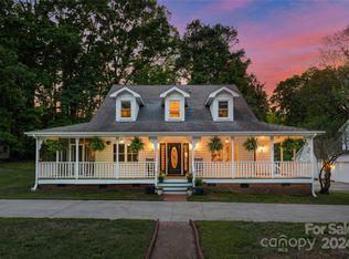 6600 Providence Rd, Charlotte, NC 28226
