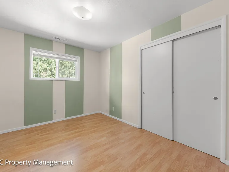 4780 Cody Ave — Photo 24