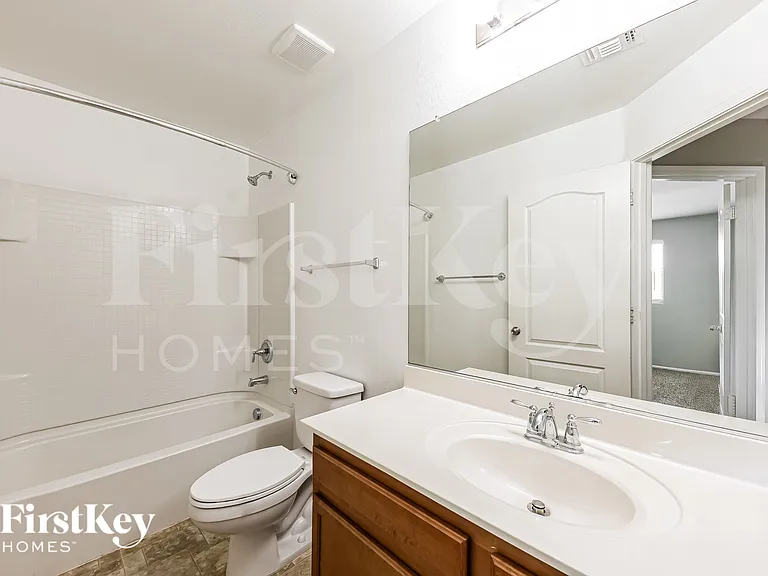 7572 W Charter Oak Rd — Photo 17