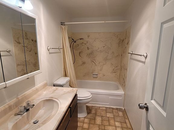 4th image of 3006 Alameda St #618AEAD60