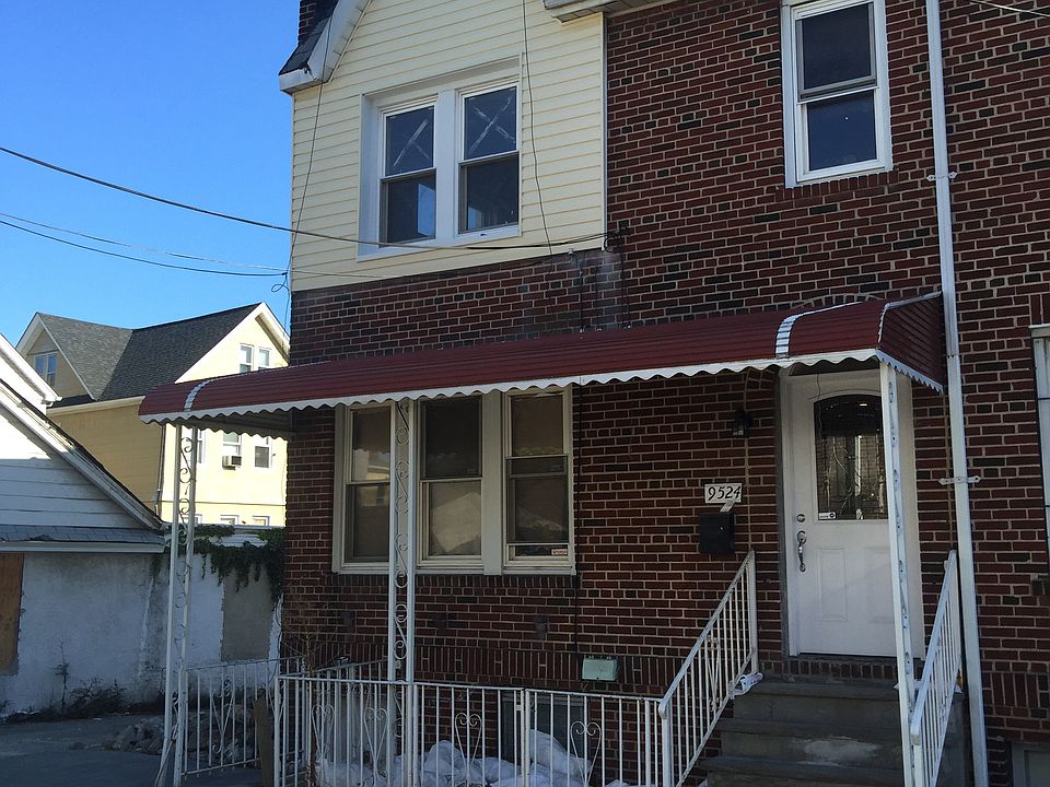 1st image of 95-00 Woodhaven Ct