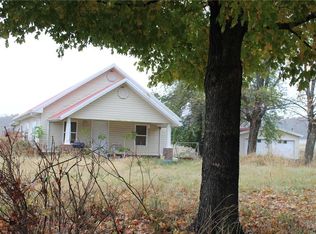 17615 N Mount Olive Rd, Gravette, AR 72736