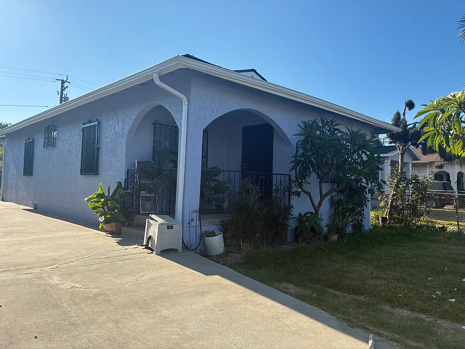 1231 S McDonnell Ave