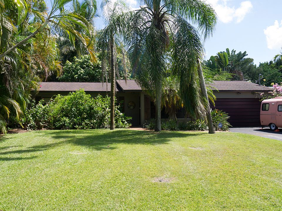 Large lot located downtown