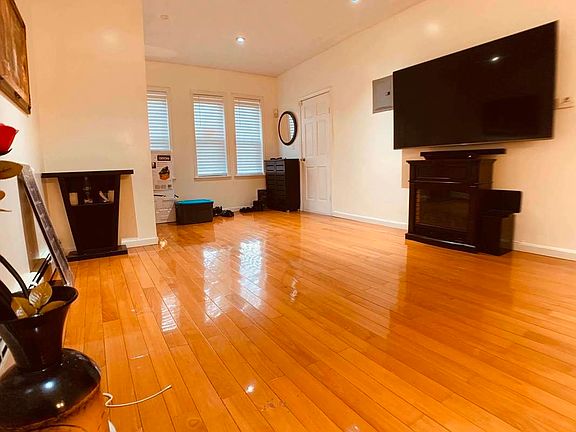 2nd image of 23-28 28th St #1