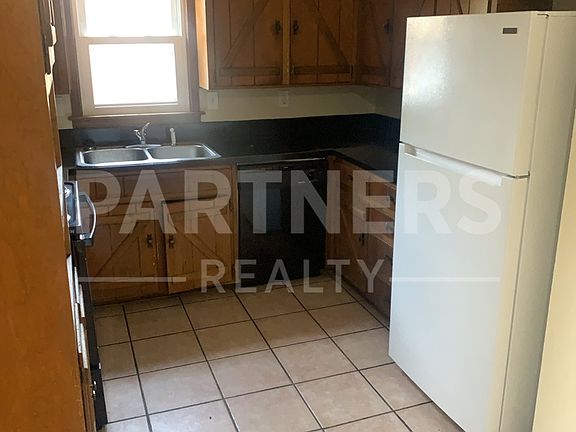 4th image of 4536 Wake Forest Dr