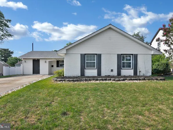 57 Buckeye Ln, Willingboro, NJ 08046