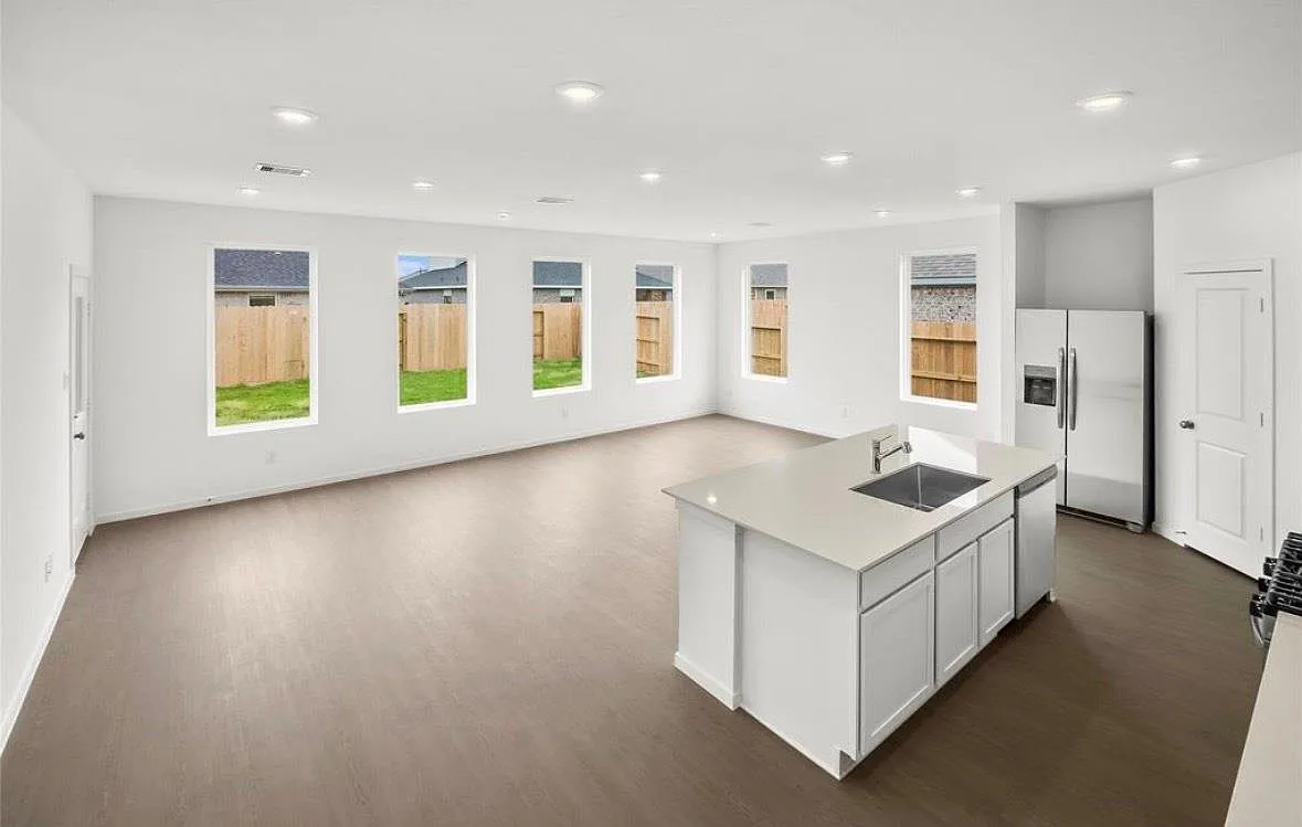 Building Photo - 13221 Harbor Point Dr
