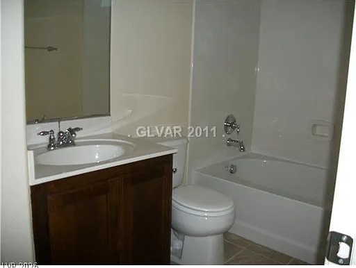 9295 Lapeer St — Photo 7