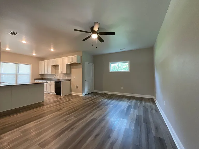 819 Ellis St — Photo 10