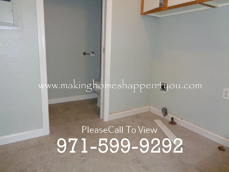 Laundry room/ Garage access on left