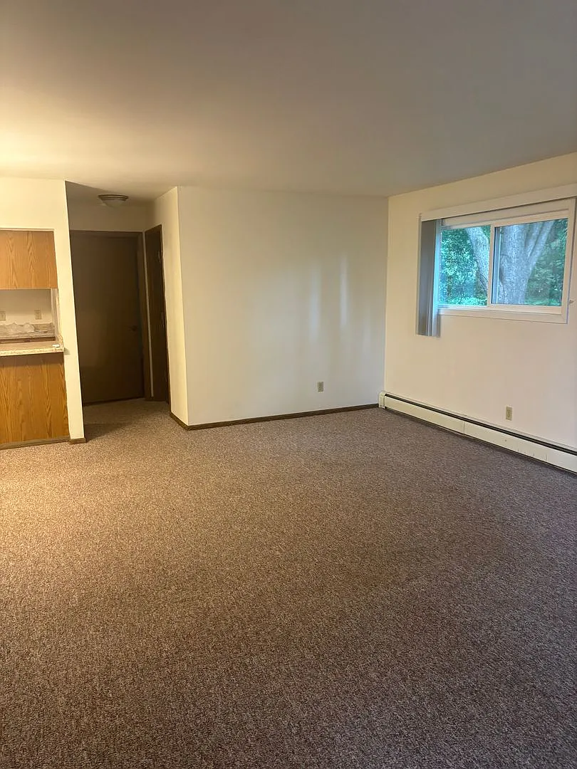 Orchard Hills Apts — Photo 3