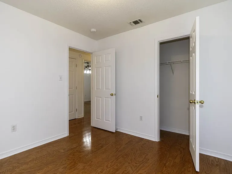 11107 Dede Dr — Photo 18