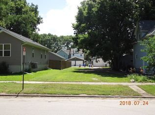 615 3rd Ave SW, Cedar Rapids, IA 52404