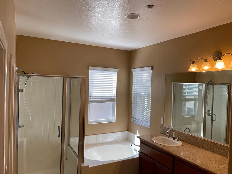 10420 Paradisio Pl — Photo 11