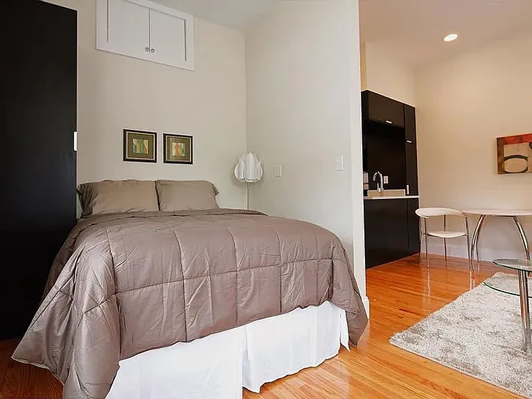 784 Tremont St — Photo 14