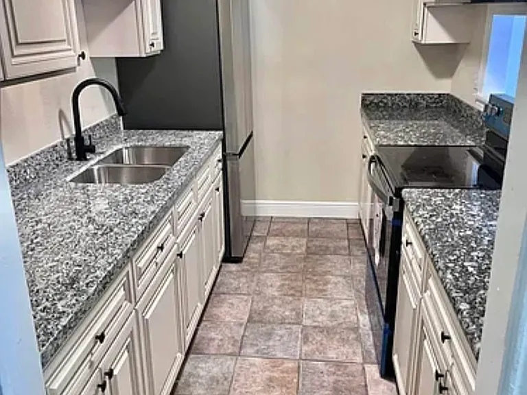 705 Vouray Dr — Photo 1