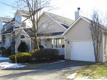 1st image of 16 Canary Ct