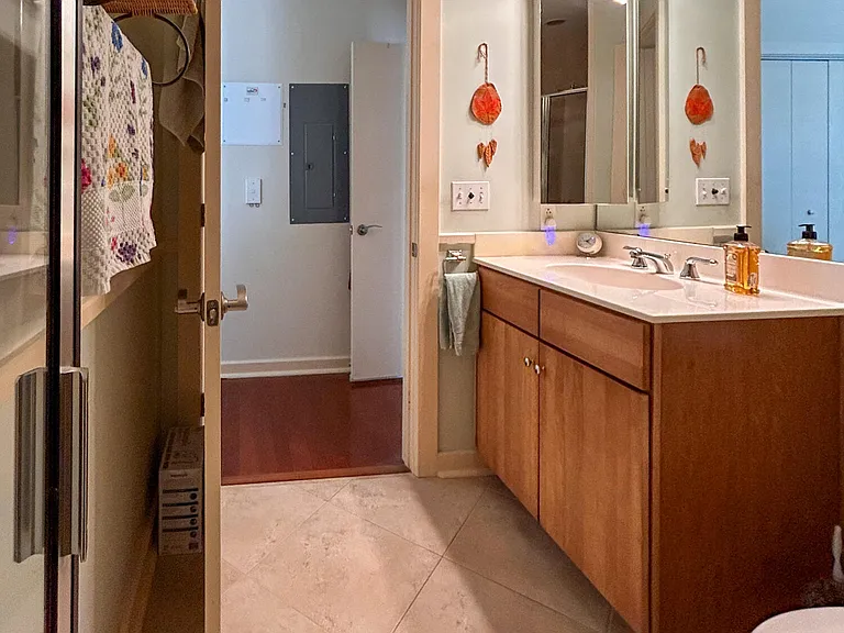 1661 Riverside Ave #410 — Photo 18