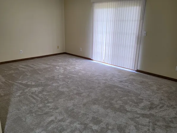 852 Signature St APT A, Bourbonnais, IL 60914