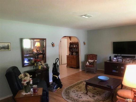 5th image of 7923 N Golfview Dr
