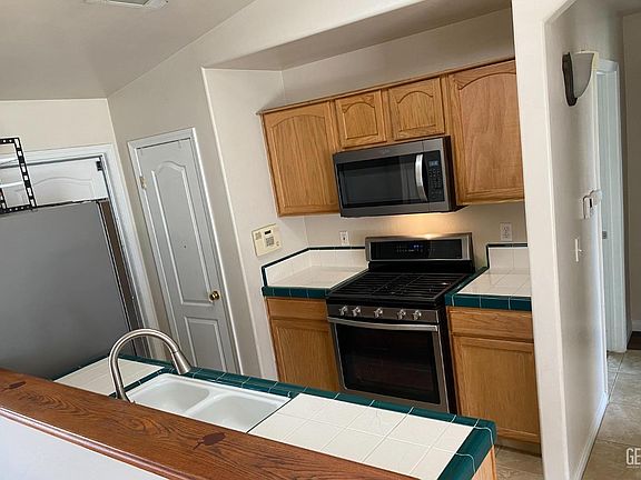 2nd image of 305 Tanner Michael Dr