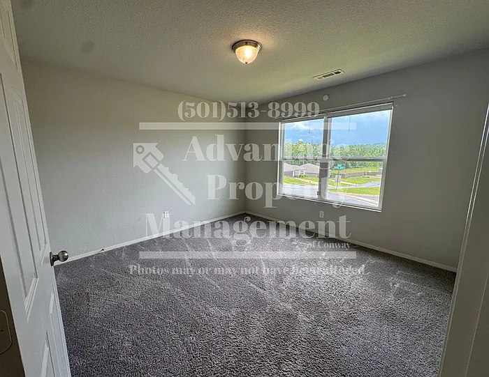 35 Summer Wind Rd — Photo 3