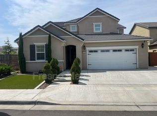 6745 W Fallon Ave, Fresno, CA 93722