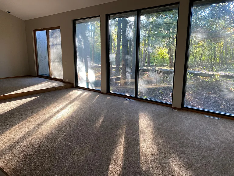 7S560 Donwood Dr E — Photo 33