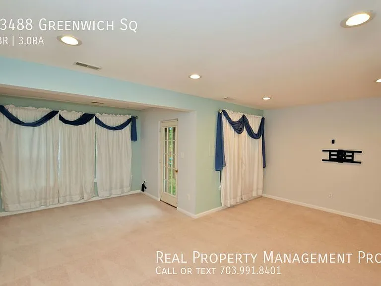 43488 Greenwich Sq — Photo 27