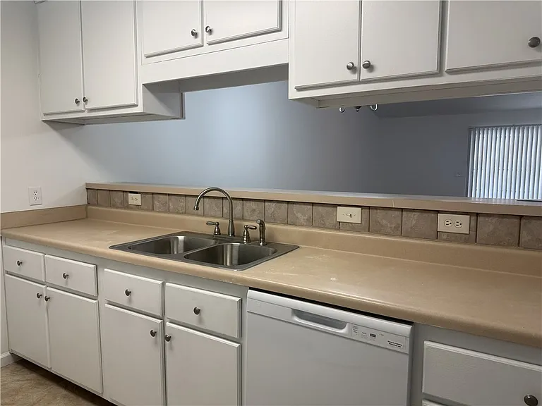 294 Windridge Dr — Photo 11