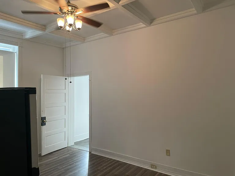 400 N 41st St #1R — Photo 2
