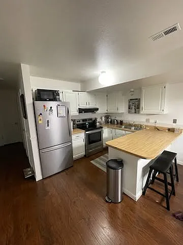 1727 Willowbrook Dr — Photo 2