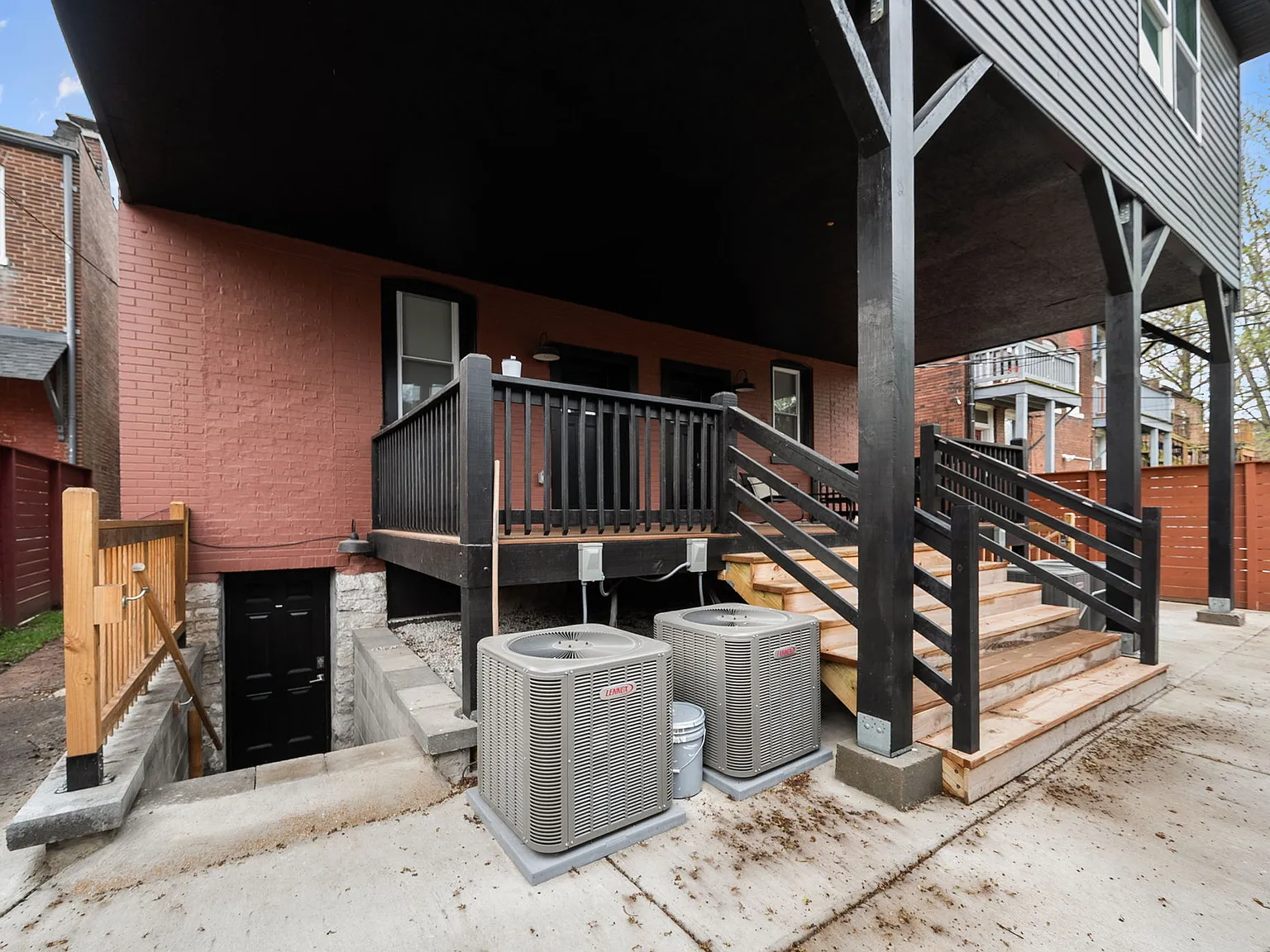 1 bed, 750 sqft, $1,300 — Photo 3