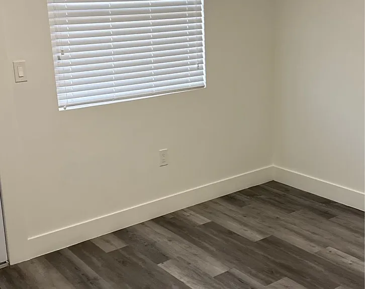 6040 NW 12th Ave #6 — Photo 5