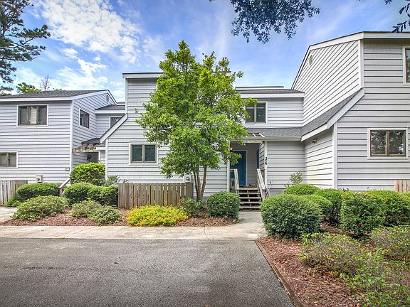 4th image of 590 Westport Dr