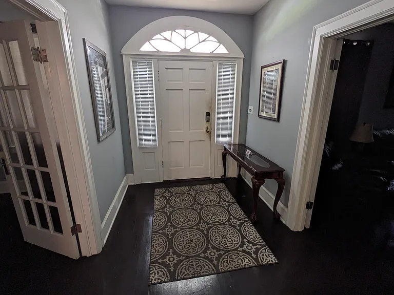 1206 Clark Ave #3 — Photo 2