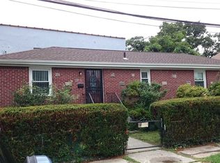 22540 109th Ave, Queens Village, NY 11429