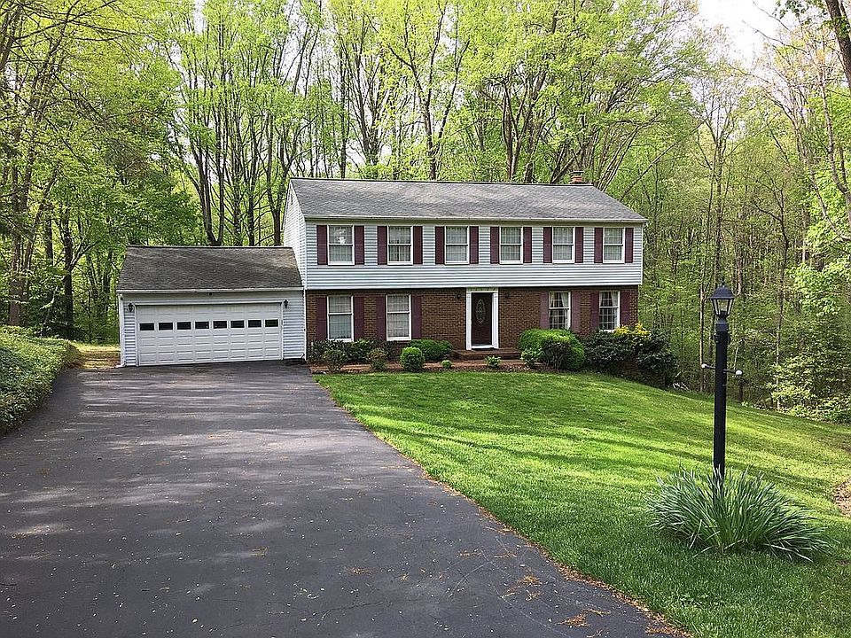 1st image of 12132 Westwood Hills Dr
