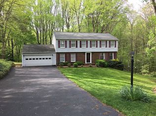 12132 Westwood Hills Dr, Herndon, VA