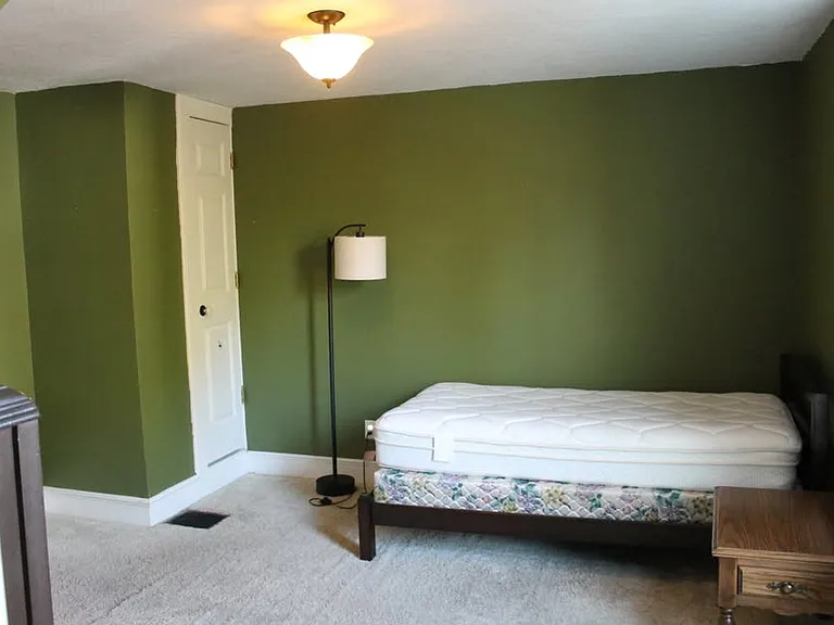 105 Lakeshore Dr NW — Photo 9
