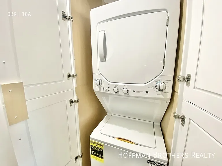 2360 W Washington Blvd #202 — Photo 9