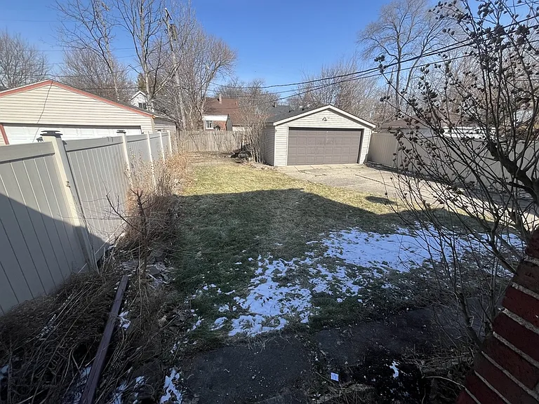 9142 Yorkshire Rd — Photo 5