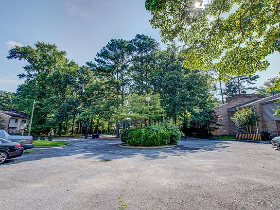4th image of 6480 Duquesne Pl