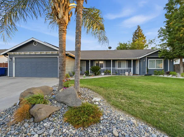 1458 Mary Court, Exeter, CA 93221