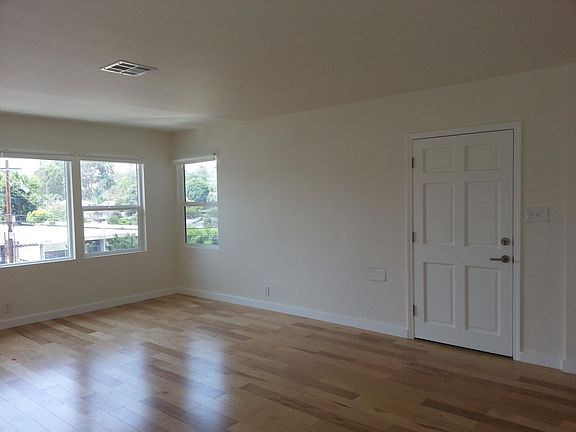 4th image of 2372 Glendale Blvd