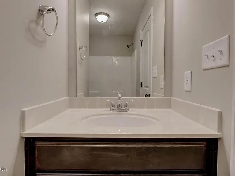404 Justice Farm Dr — Photo 17