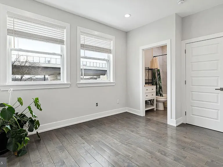 2813 Tilton St — Photo 19