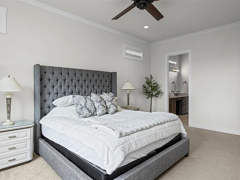 5636 Suffolk Ct — Photo 36